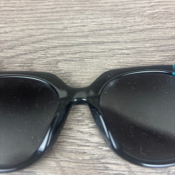 DIFF EYEWEAR IVY DE01-0439-IDGRN Women's Polarized Sunglasses 52-22-145 - Picture 9 of 10